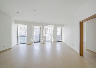 Amazing View  High Floor  Spacious  Vacant