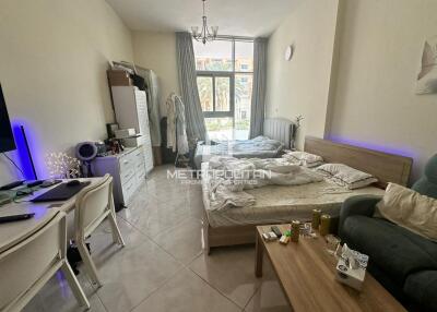 Spacious Studio Fully Furnished Motivated Seller