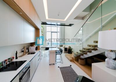 Burj and Canal View Fully Furnished Loft Type 1BR