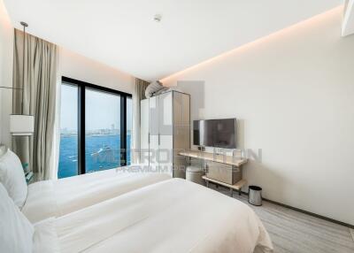 Stunning 2 Bed Apt  Full Sea View  Serviced