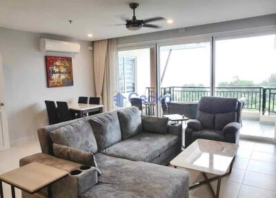 2 Bedrooms Condo in Sunrise Beach Resort and Residence Na Jomtien C011901