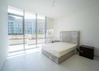 Brand New  Furnished Apt  Spacious 1BR