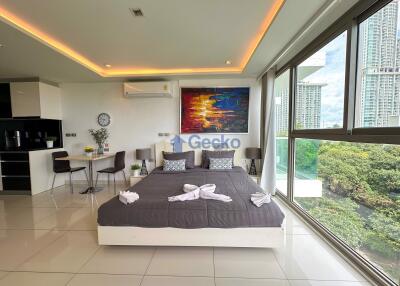 Studio Condo in Wongamat Tower Wongamat C011899