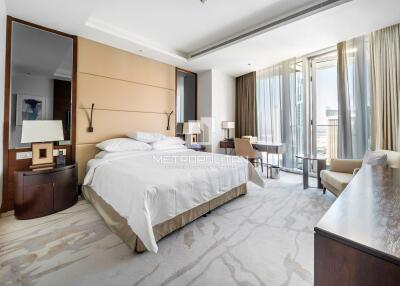 Stunning Burj Khalifa View  Serviced Apartment