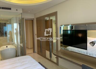 Fully Furnished Apt  Fully Equipped  High Floor