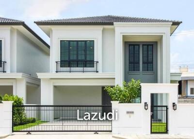 Luxury 4-Bed Detached Home in Bang Phli Yai