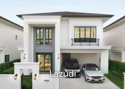 Modern 4-Bed Detached Home in Bang Phli Yai