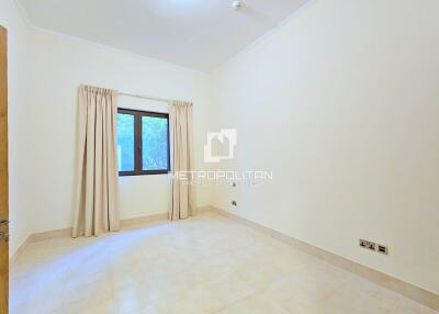 3BR Study plus Maid  Private Garden  Burj View