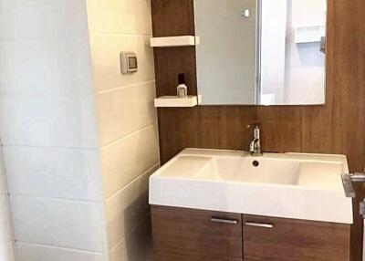 1 Bed 1 Bath 36 SQ.M Q House Condo Sathorn