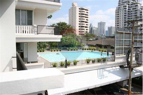 Luxury Condo in Watthana, Bangkok