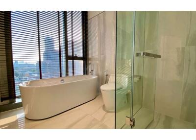 Super Luxury Residence Sukhumvit 26