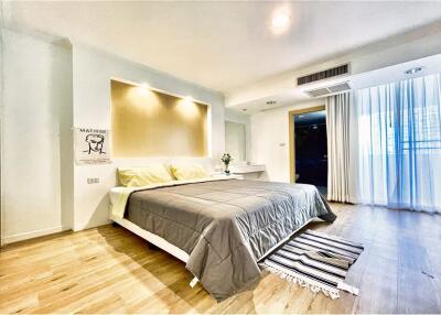 Pet friendly nice decorated 2 bedrooms with balcony in Sathorn