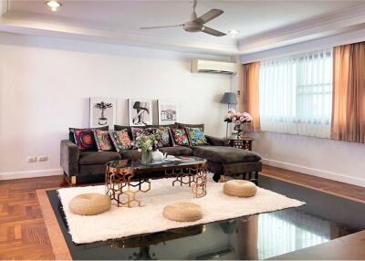 Pet-Friendly 5BR Townhouse in Sathorn Secure Compound - Near BTS St. Louis