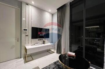 Luxury 1-Bed Condo in Canapaya, Bangkok for Rent