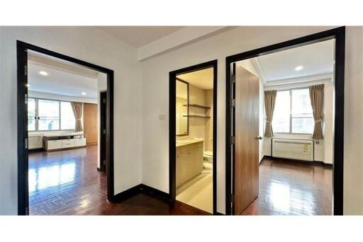 For rent spacious 3 bedrooms in low rise apartment