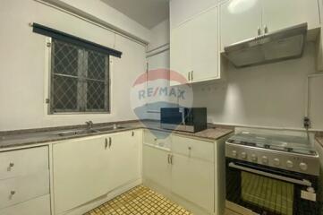 3 bed for rent BTS Phrompong Sukhumvit 24