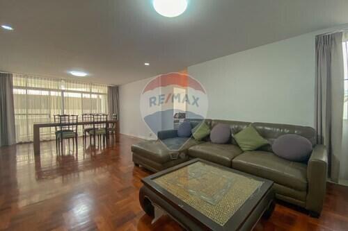 3 bed for rent BTS Phrompong Sukhumvit 24