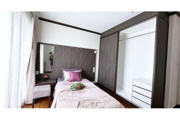 FOR RENT Pet friendly 2 bedrooms with balcony Sukhumvit 55