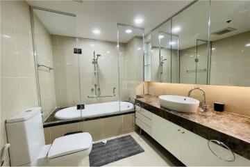 Newly renovated 2 bedroom The Legend Saladaeng