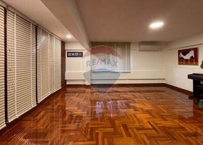 4BR Hosue for rent  pet friendly BTS Thonglor sukhumvit