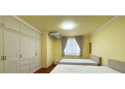 For Rent 2 Bed Renovated at Prestige 49