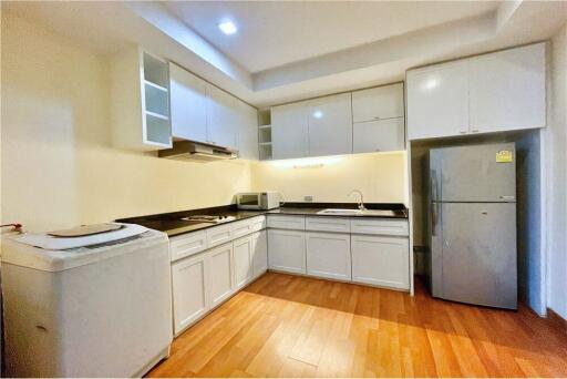 Pet friendly lovely apartment with 2+1 bedrooms in Sukhumvit 20