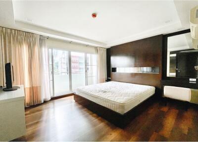 Pet friendly lovely apartment with 2+1 bedrooms in Sukhumvit 20