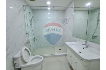 2 bed for rent BTS Phrompong Sukhumvit 39