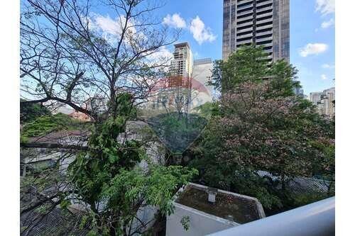 2 bed for rent BTS Phrompong Sukhumvit 39