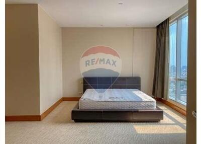 3 bed for rent Saint Louis BTS - Sathon road