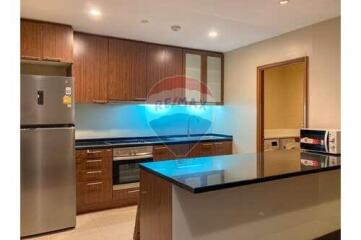 3 bed for rent Saint Louis BTS - Sathon road