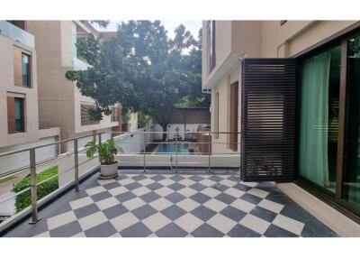 For Sale: Baan Lux Sathon 3-Bedroom Condominium with Private Swimming Pool