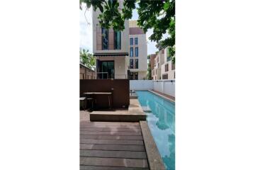 For Sale: Baan Lux Sathon 3-Bedroom Condominium with Private Swimming Pool