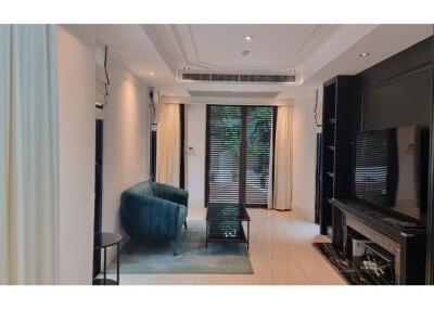 For Sale: Baan Lux Sathon 3-Bedroom Condominium with Private Swimming Pool