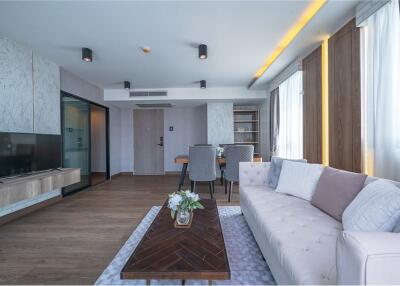 For Sale Triplex 3 Beds / 3Baths  Size 113.75sqm in low rise condo Easy walk to BTS Bangchak