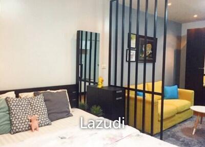 Studio 1 Bath 34 SQ.M Condo One X Sukhumvit 26