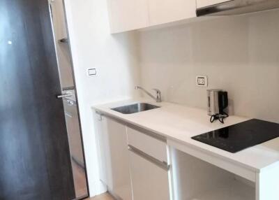 1 Bed 1 Bath 31 SQ.M Equinox Phahol Vipha