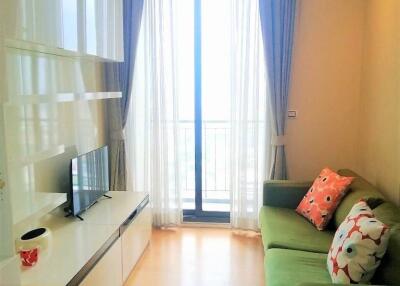 1 Bed 1 Bath 31 SQ.M Equinox Phahol Vipha