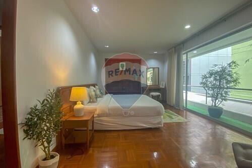 3 bed for rent pet friendly BTS Phrompong sukhumvit