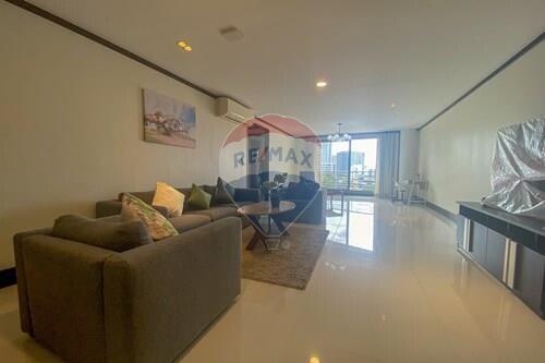 4 bed for rent BTS Phrompong Thonglor pet friendly