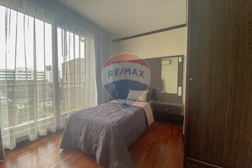 4 bed for rent BTS Phrompong Thonglor pet friendly