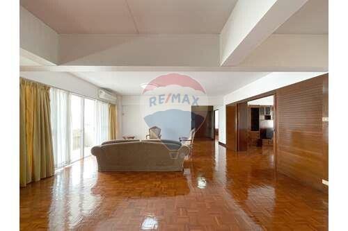 300 Sqm., 3 Beds, 3 Baths Condo listed for ฿ 70,000./Month