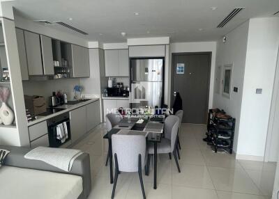 Spacious 2 Bed  Fully Furnished  Sea View