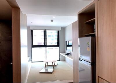 LIVE WORK ASIA / Studio Room / Soi Sukhumvit 26