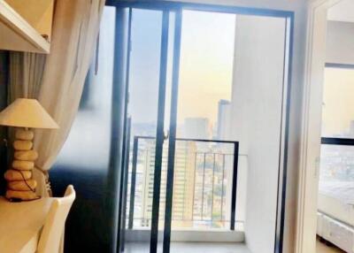 1Bed 1Bath 37 SQ.M Urbano Absolute Sathon-Taksin