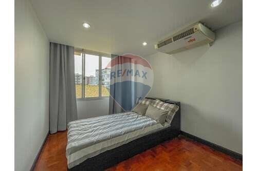 2 bed for rent pet friendly BTS Thonglor sukhumvit