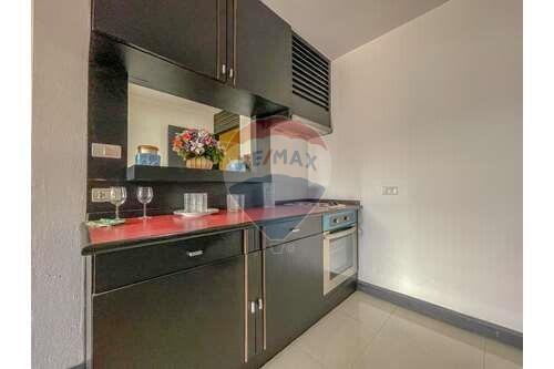 2 bed for rent pet friendly BTS Thonglor sukhumvit