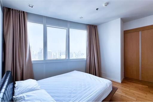 For Rent  2 Beds Condo Lake View at Millennium Residence - Prime Sukhumvit Location