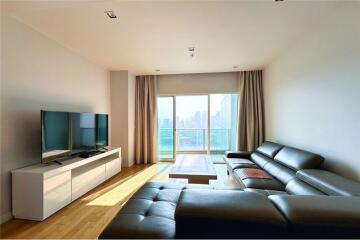 For Rent  2 Beds Condo Lake View at Millennium Residence - Prime Sukhumvit Location