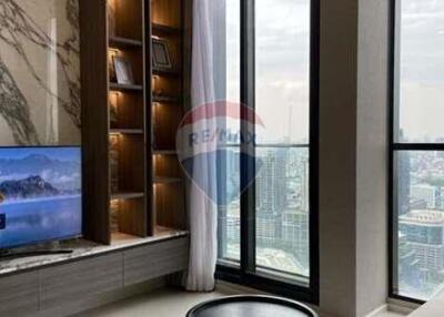 82 Sqm., 2 Beds, 2 Baths Condo listed for ฿ 30,000,000.